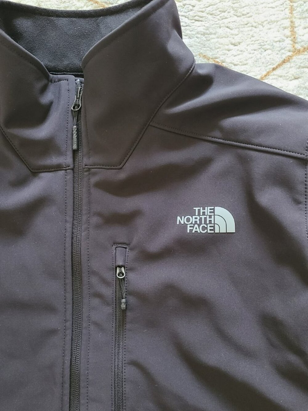 The North Face A2RE7 Men’s XL Black Softshell Jacket Apex Fleece Lined Full Zip - Picture 3 of 10